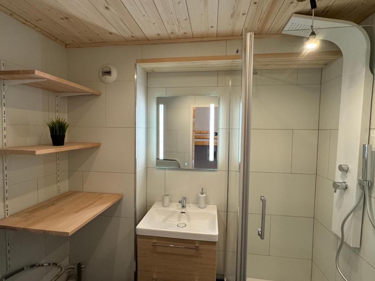 Studio 4 Pers, Linges Et Menage Inclus 瓦托伦斯 外观 照片