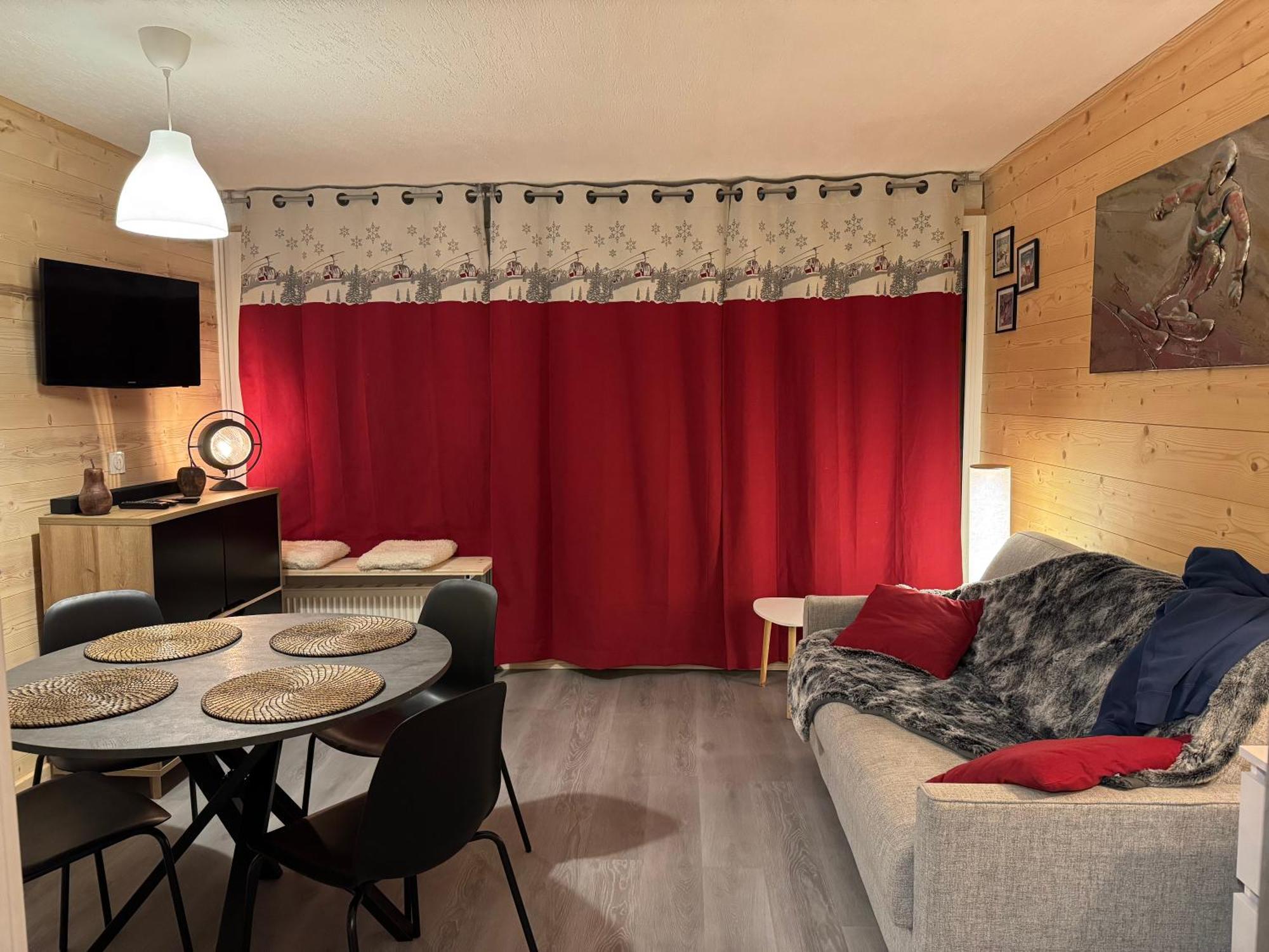 Studio 4 Pers, Linges Et Menage Inclus 瓦托伦斯 外观 照片